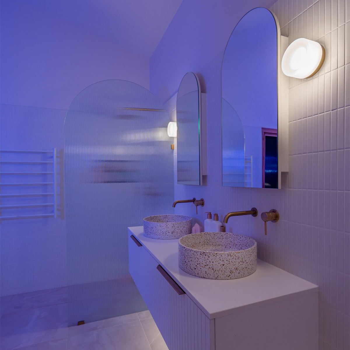 Cirque 7W LED Outdoor Wall Light - Tri-Colour