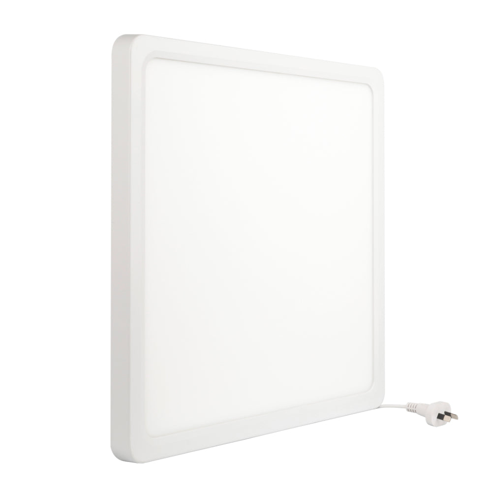 Lunos 230mm LED Tri-Colour Oyster Light