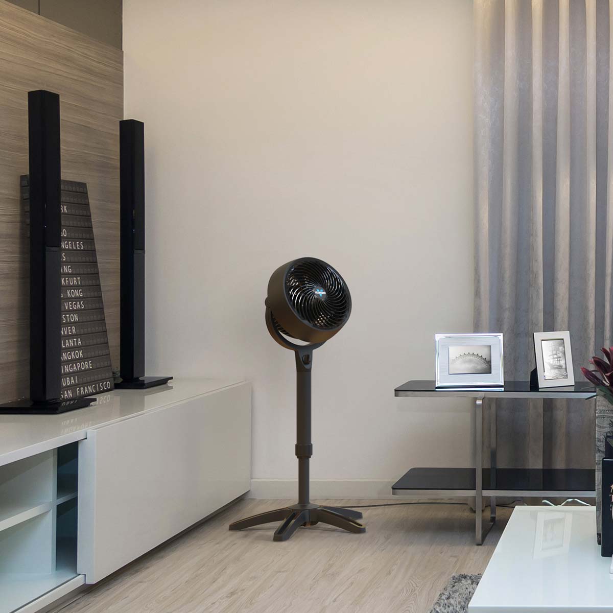 683 Medium Air Circulator Pedestal Fan