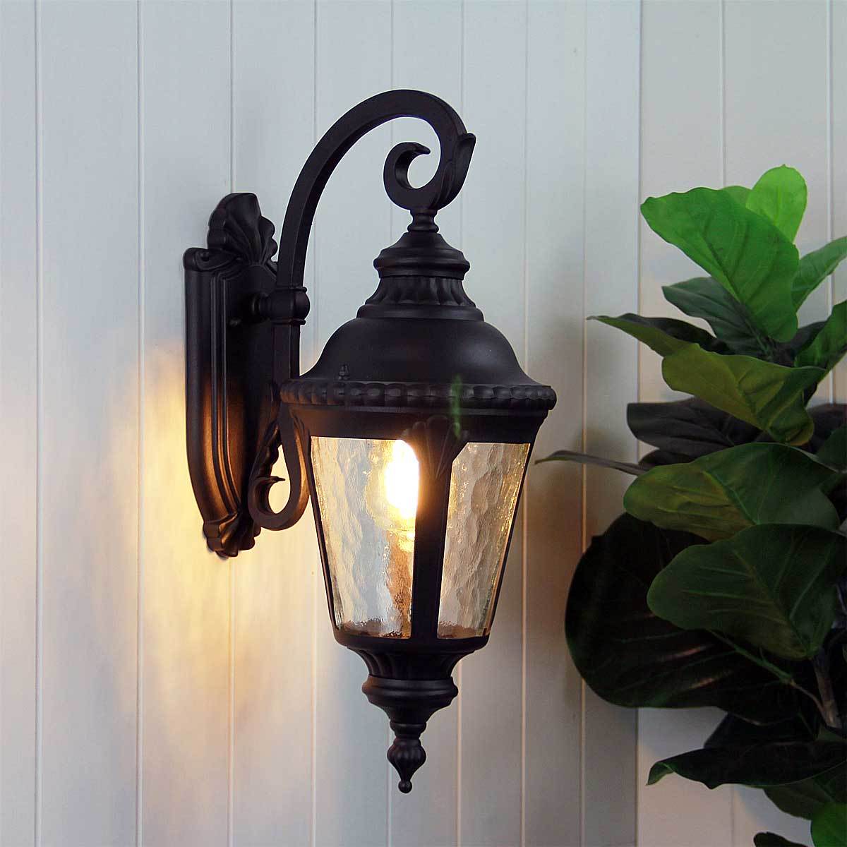 Bristol Hamptons Outdoor Coach - Traditional Wall Light