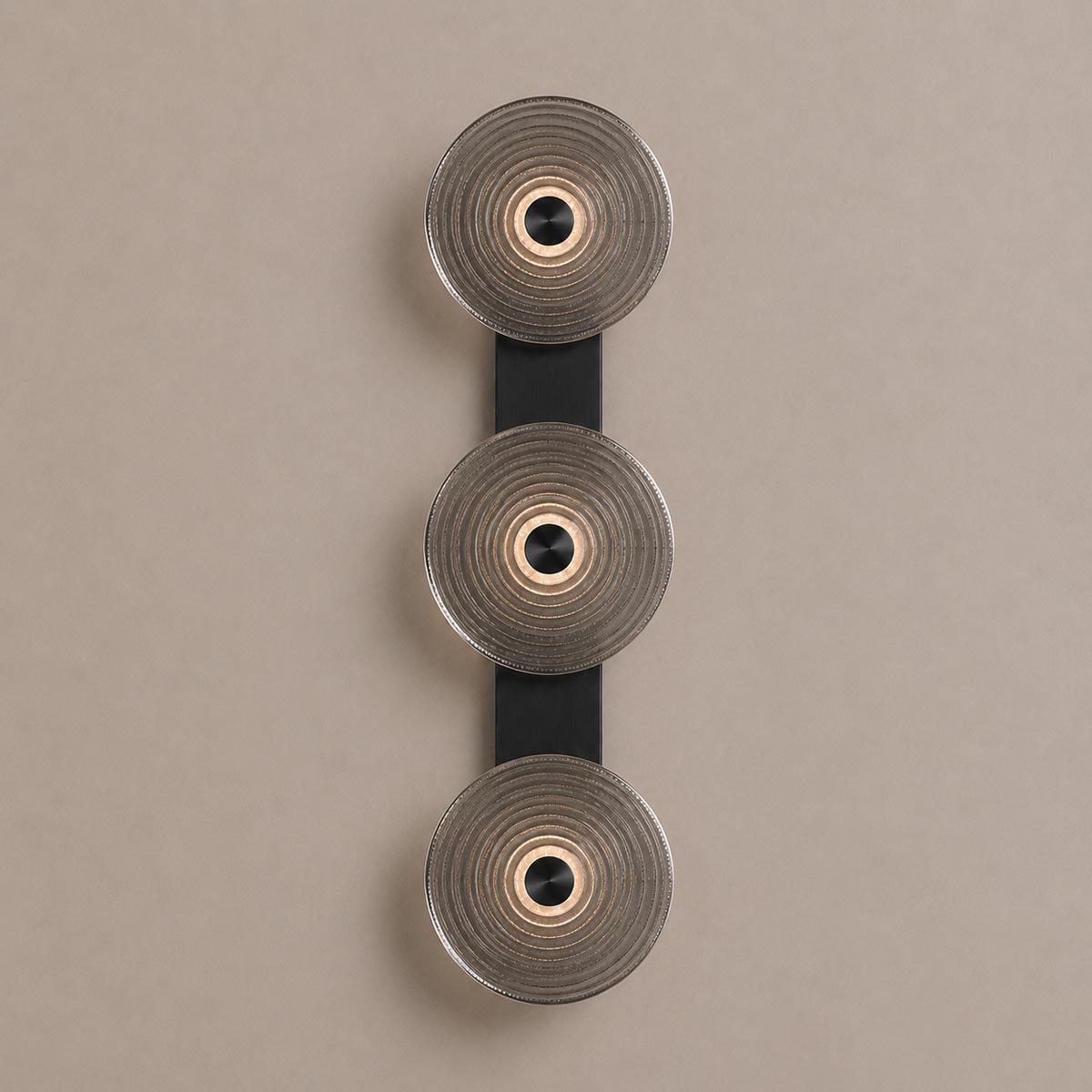 Cirkulos Lunos 3 Light LED Vertical Wall Light