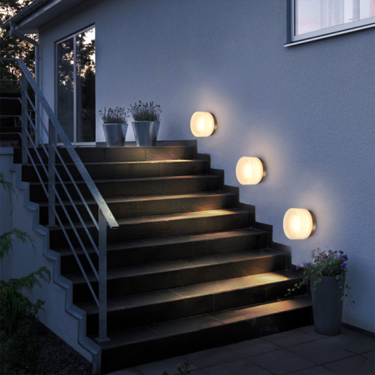 Cirque 7W LED Outdoor Wall Light - Tri-Colour