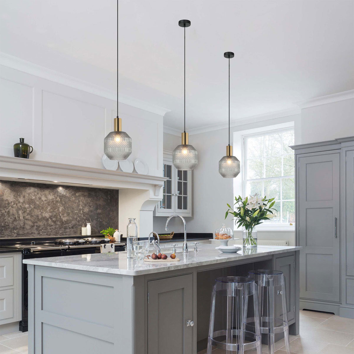 Maraca 1 Light Quadrilateral Segment Glass Pendant Light