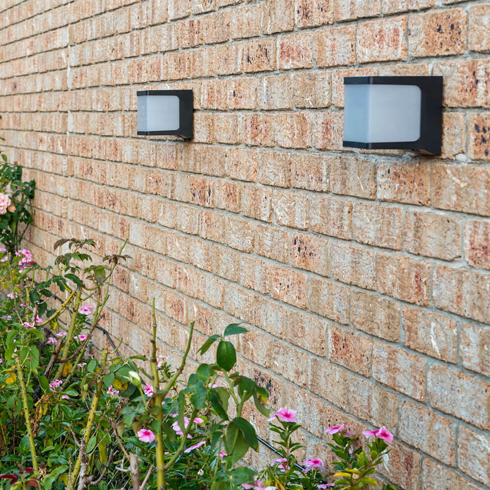 Cube 10W LED Solar Security Wall Light with Motion Sensor