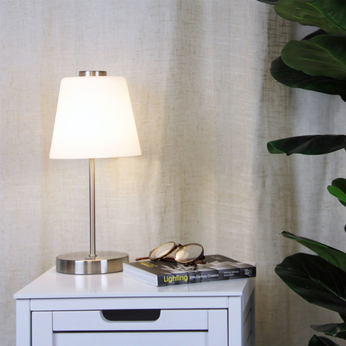 Erik 5W LED Classic Touch Table Lamp