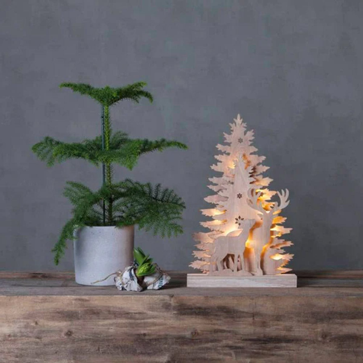 LED Glowing Wooden Christmas Tree and Reindeer Decoration