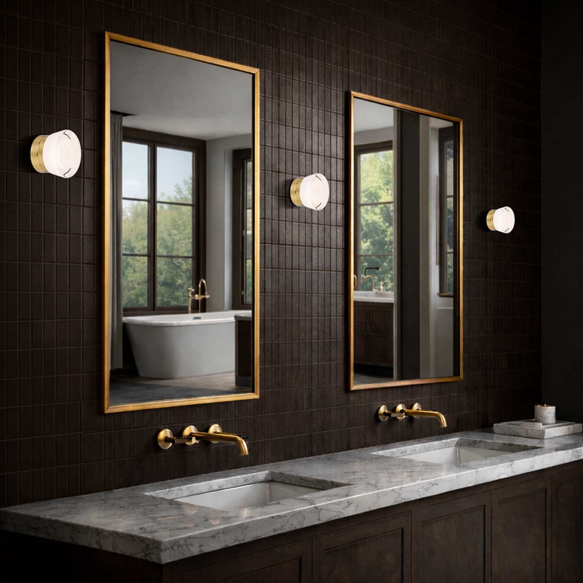 Lomira Glass LED Wall Light