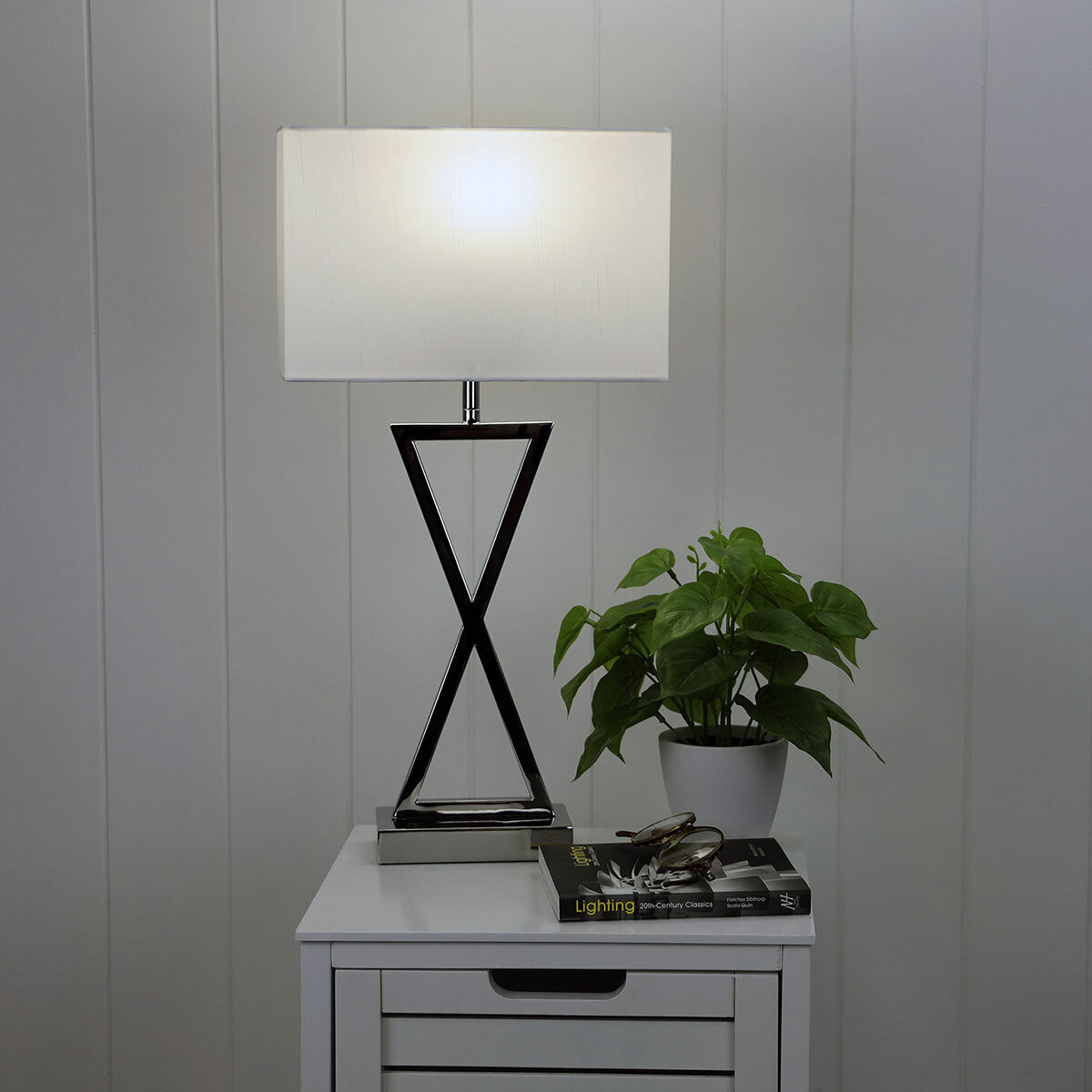 Kizz Geometric Table Lamp