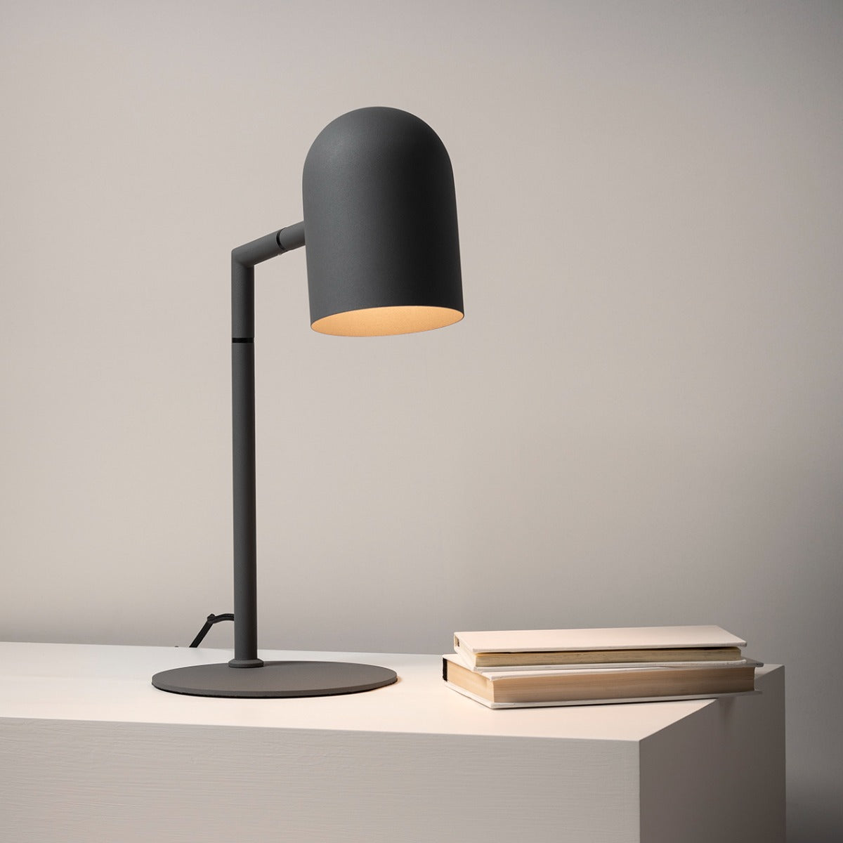 Pia Desk Lamp
