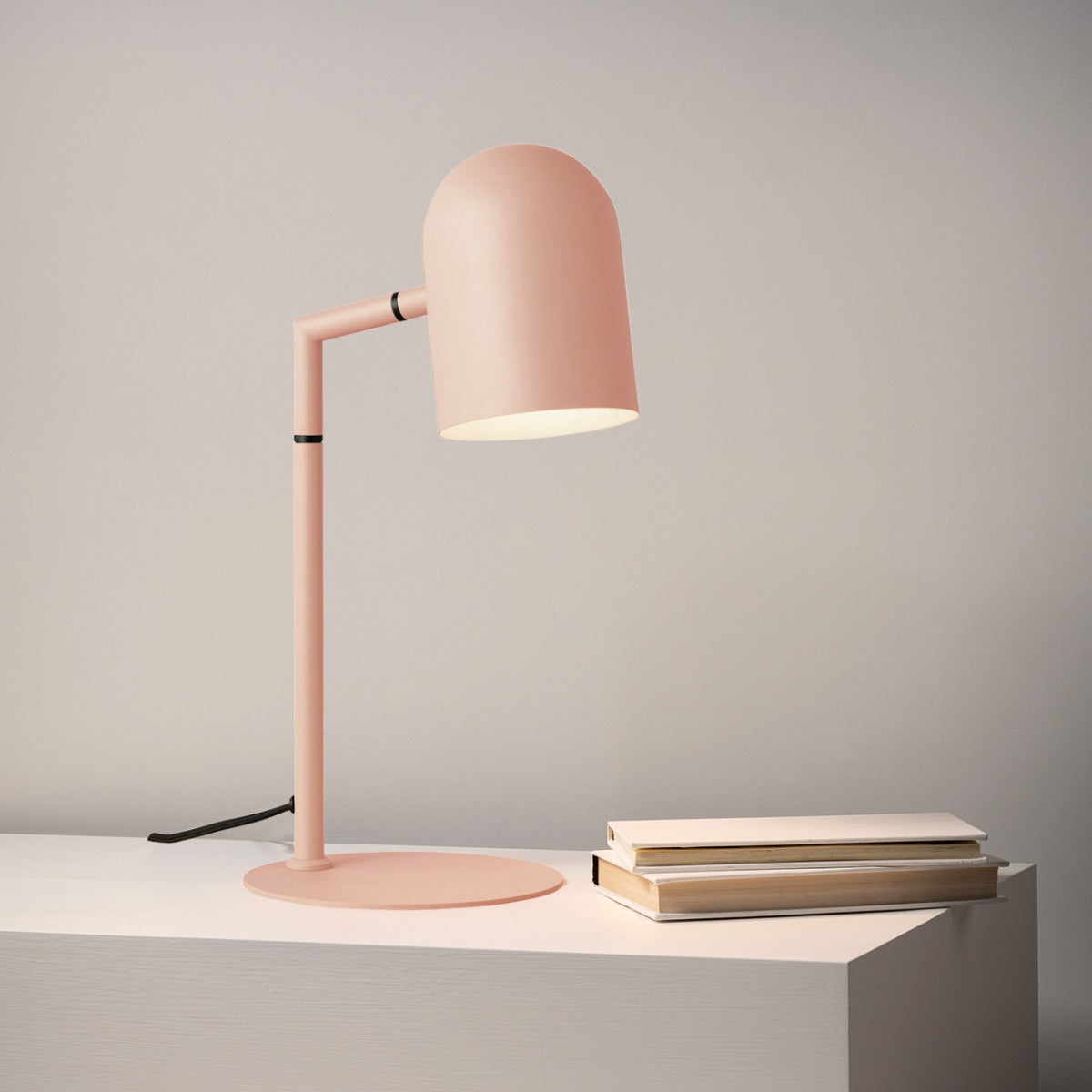 Pia Desk Lamp