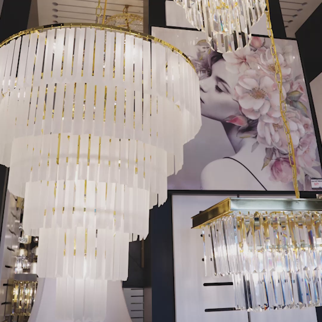 Load video: Marinello Crystal Chandelier with 26 Lights
