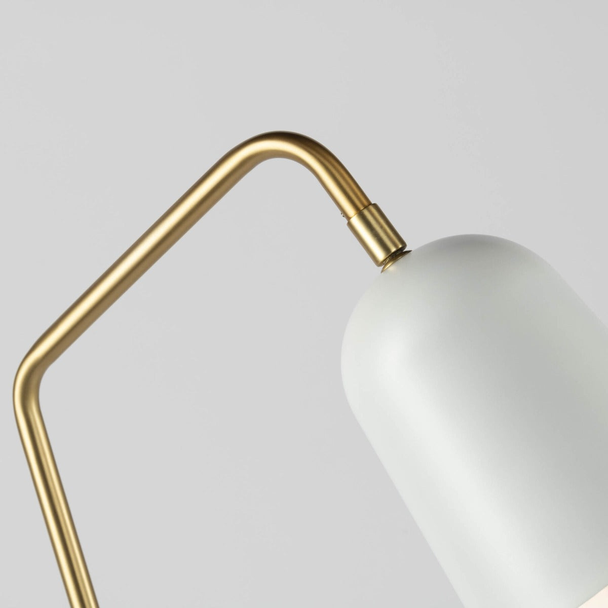 Replica Grasshopper Floor Lamp