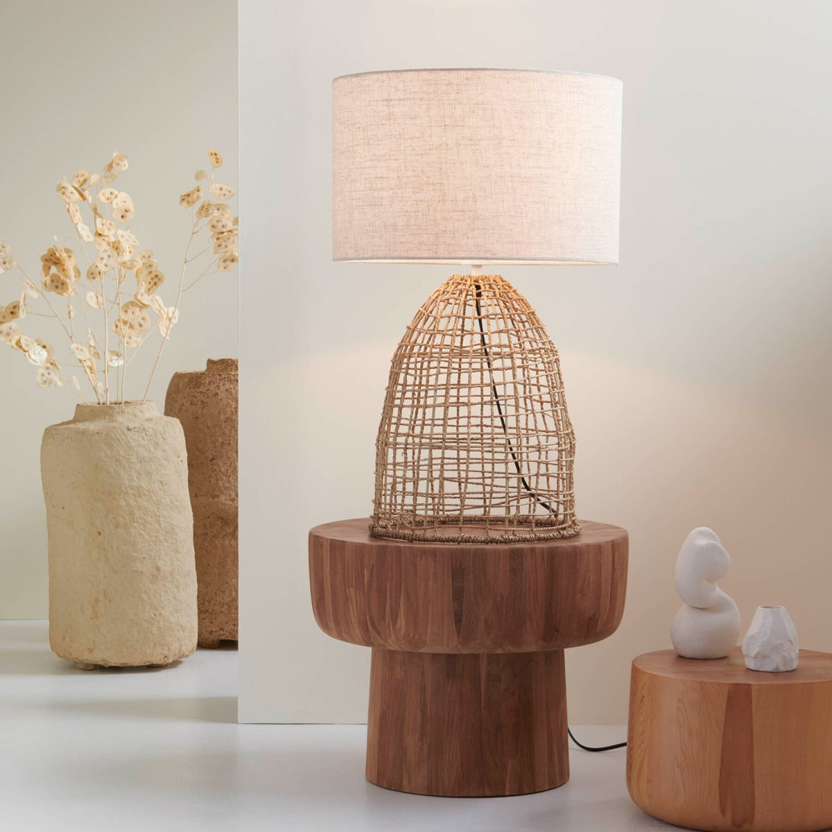 Sia Seagrass Table Lamp