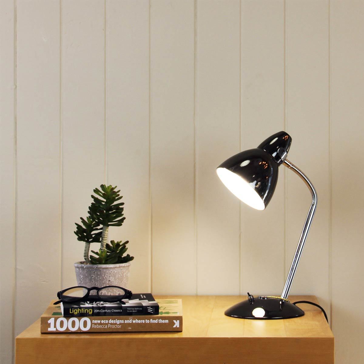 Trax Classic Gooseneck Desk Lamp