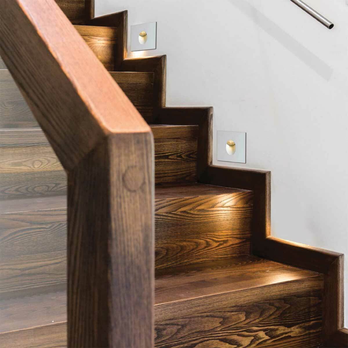 Snap Round Step Light with Integrated LED