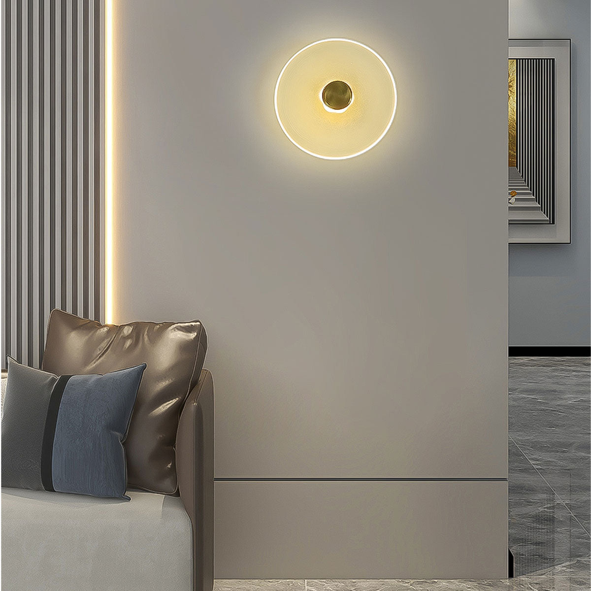 Sokyo Single LED Glass Disk Wall Light - 200mm - Hand Blow - Gold/Frost