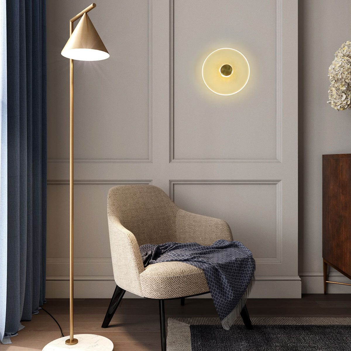 Sokyo Single LED Glass Disk Wall Light - 200mm - Hand Blow - Gold/Frost