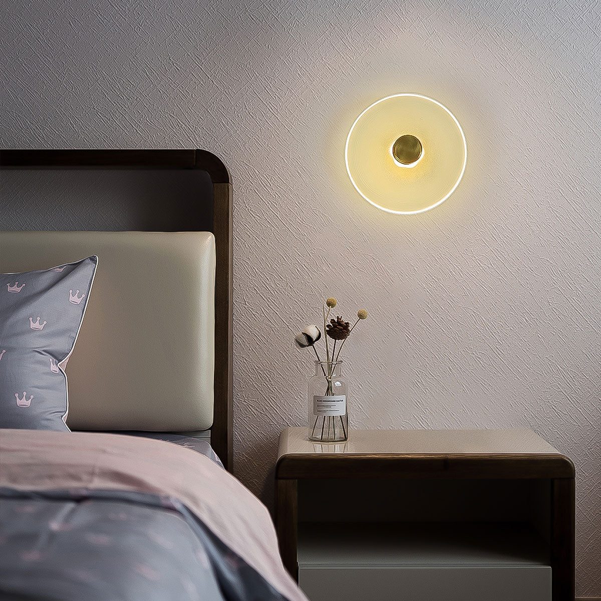 Sokyo Single LED Glass Disk Wall Light - Hand Blown Disk - Medium - Gold/Frost