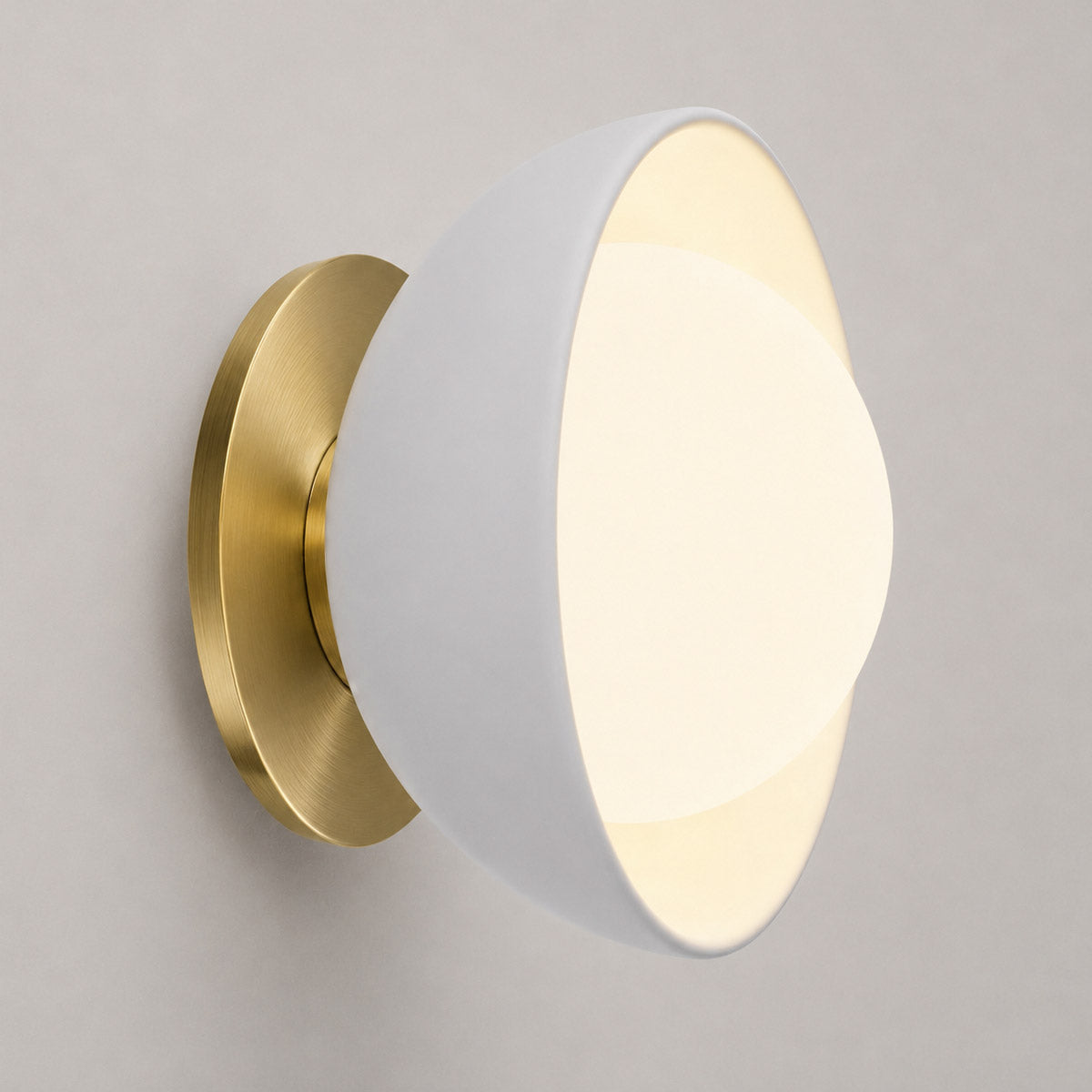 Speros Bowlos Smooth Wall Light