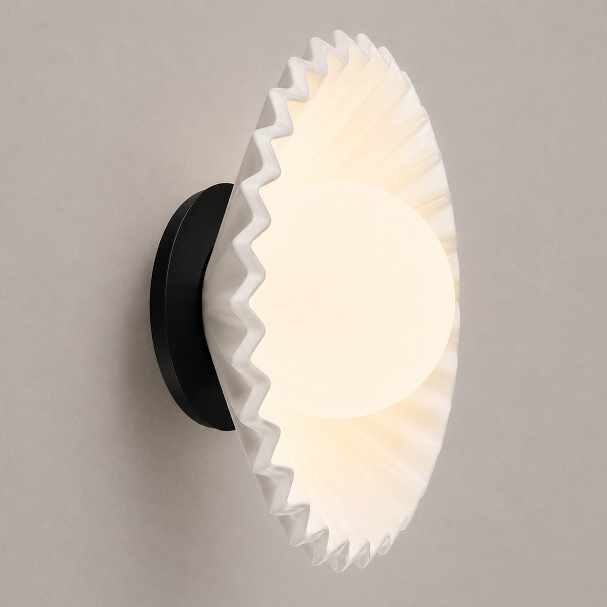 Speros Bowlos Fluted Wall Light