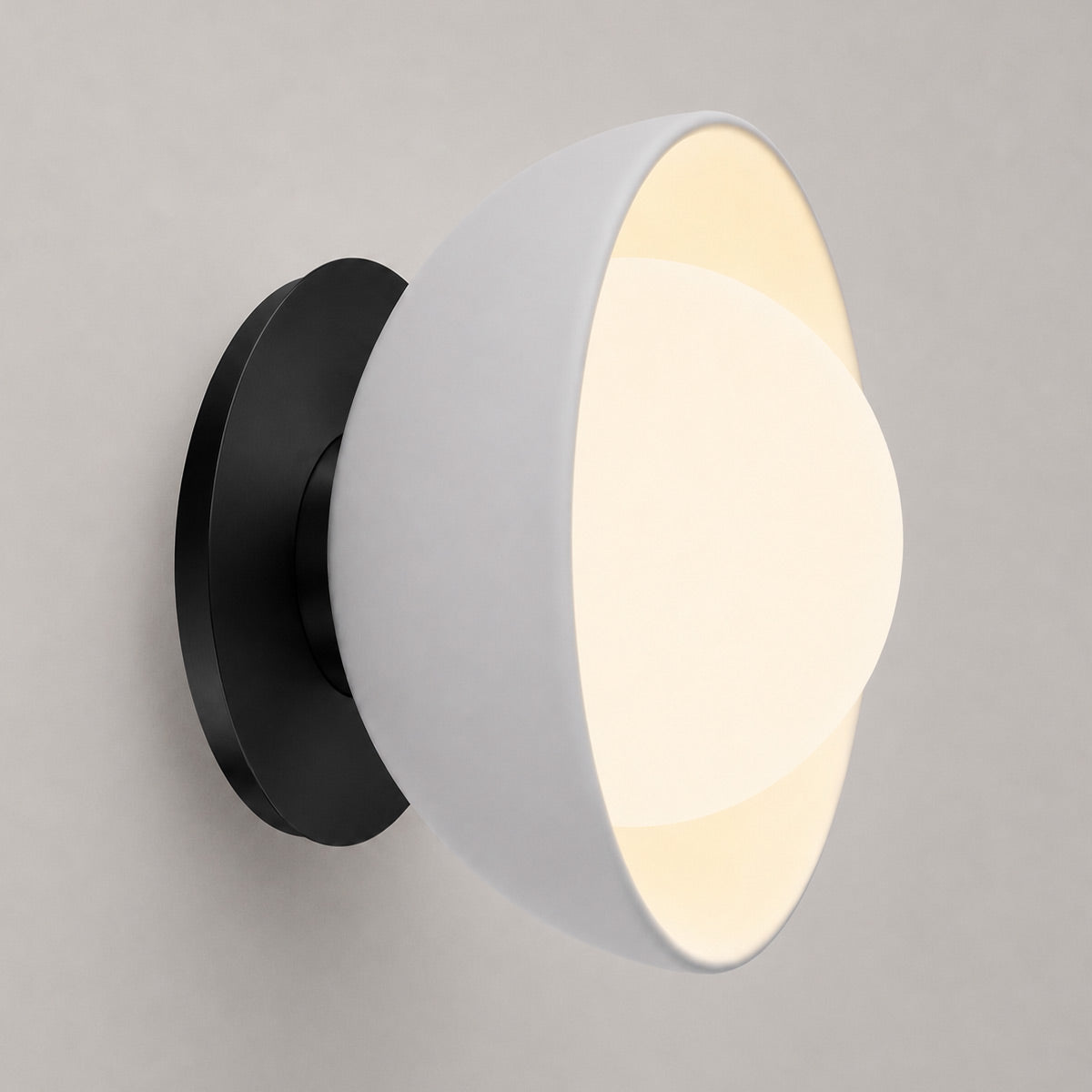 Speros Bowlos Smooth Wall Light
