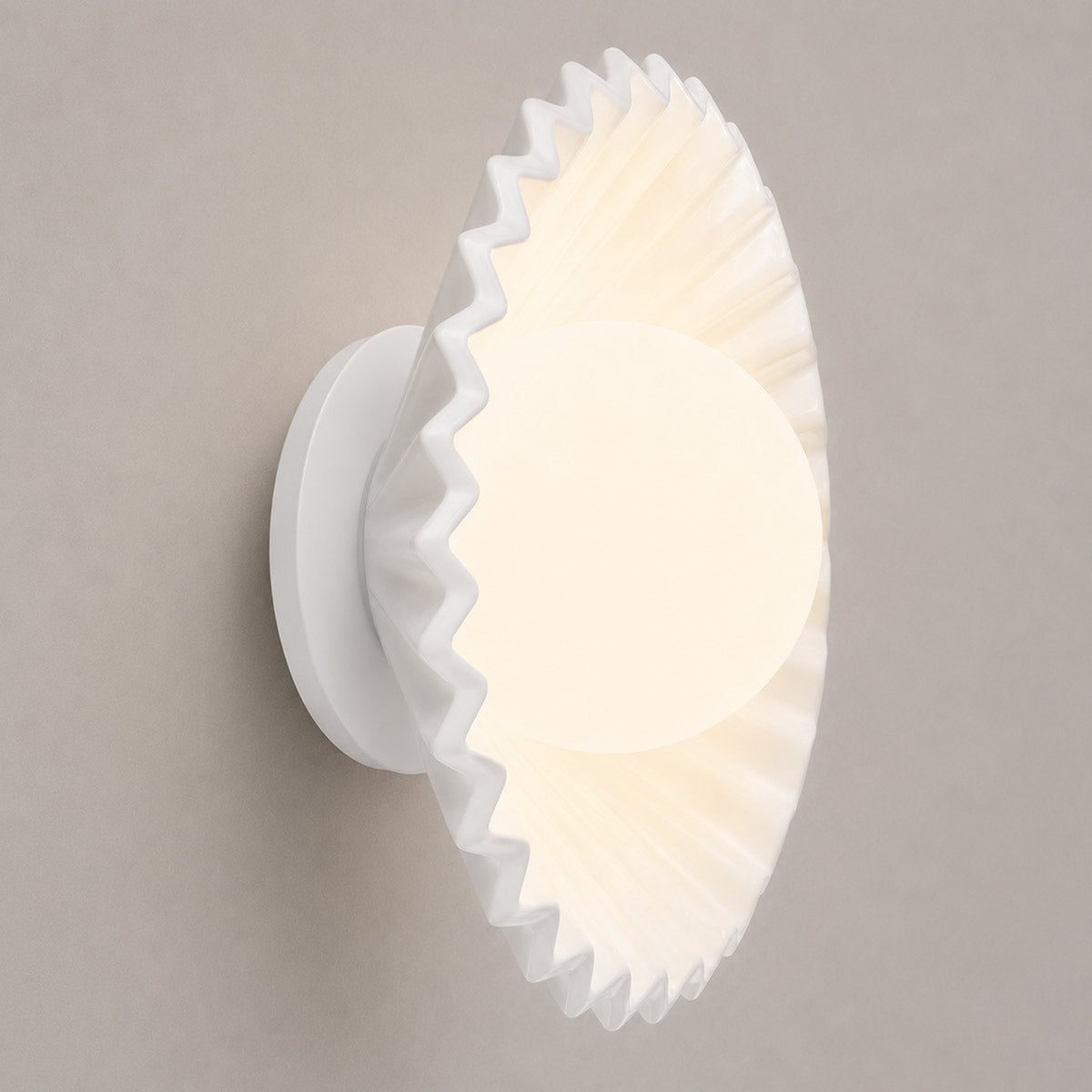 Speros Bowlos Fluted Wall Light