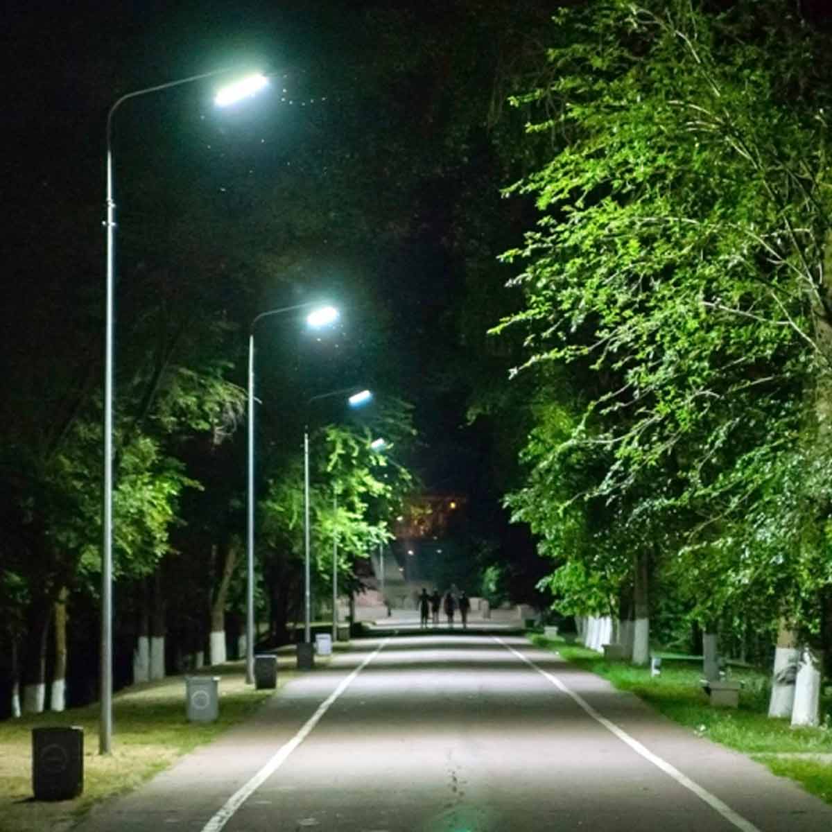 Vibe Lighting 15W LED Solar Street Light PIR Sensor with Slip Fitter